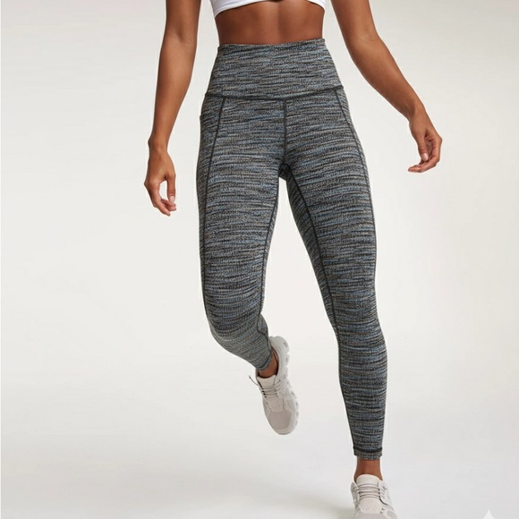 CALIA by Carrie Underwood Pants - NWT CALIA by Carrie Underwood Essential Ultra High Rise 7/8 Leggings